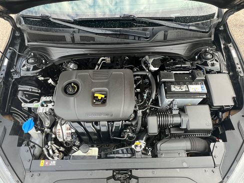 Used 2022 Kia Forte GT-Line image 36