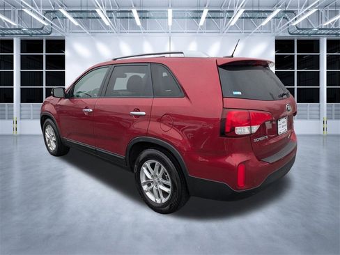 Used 2014 Kia Sorento LX w/ Touring Package (LX) image 6