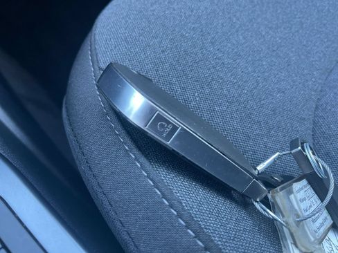 Used 2025 Kia K4 FWD image 25