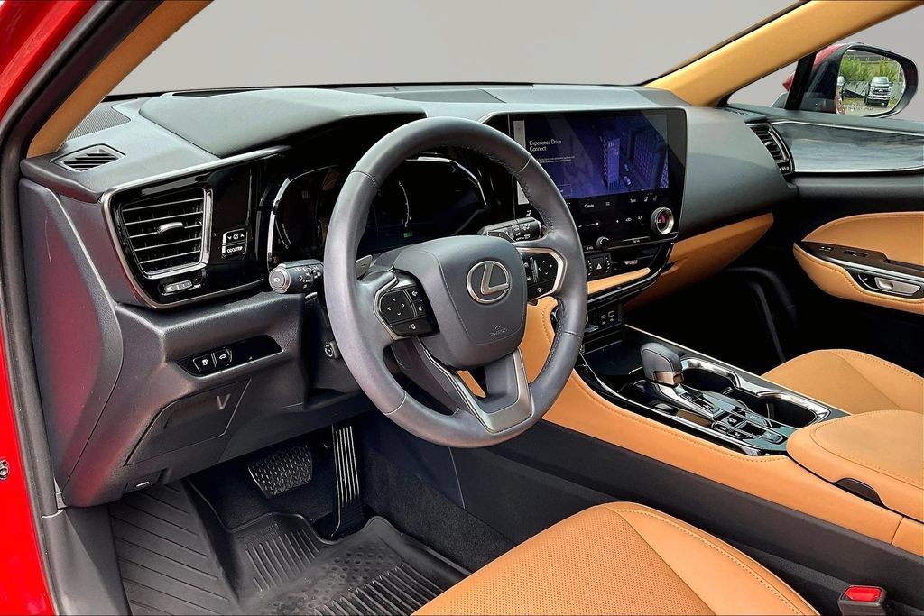 Used 2025 Lexus NX 350h AWD w/ Accessory Package (2T) image 14
