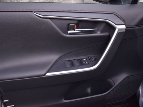 Used 2024 Toyota RAV4 XSE image 17