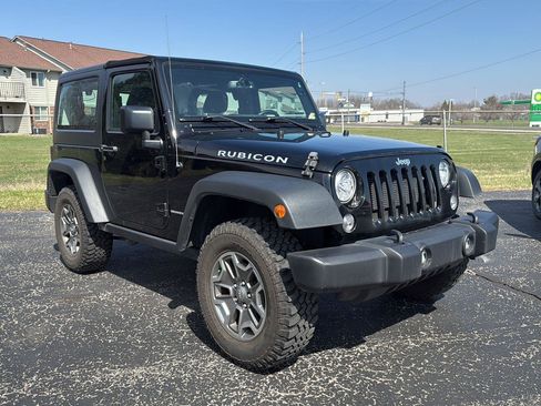 Used 2018 Jeep Wrangler Rubicon w/ Cold Weather Group image 14