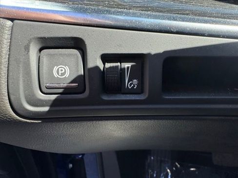 Used 2023 Cadillac XT5 Premium Luxury AWD/4WD image 27