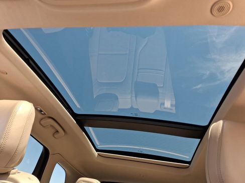 Used 2021 Lincoln Corsair Reserve w/ Equipment Group 201A image 14