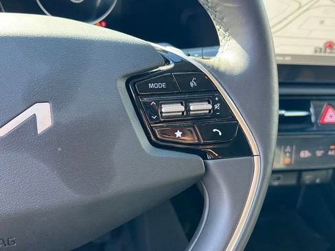 Certified 2025 Kia Niro Wind w/ Wind Preserve Package image 24