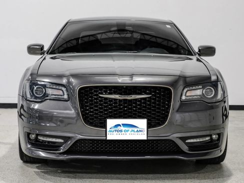 Used 2017 Chrysler 300 S w/ S Model Appearance Package image 3