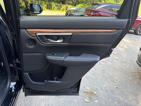 Used 2022 Honda CR-V Touring image 12