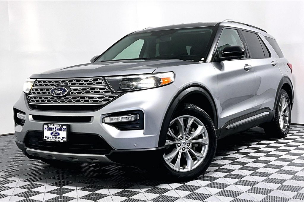 Certified 2023 Ford Explorer Limited RWD image 2