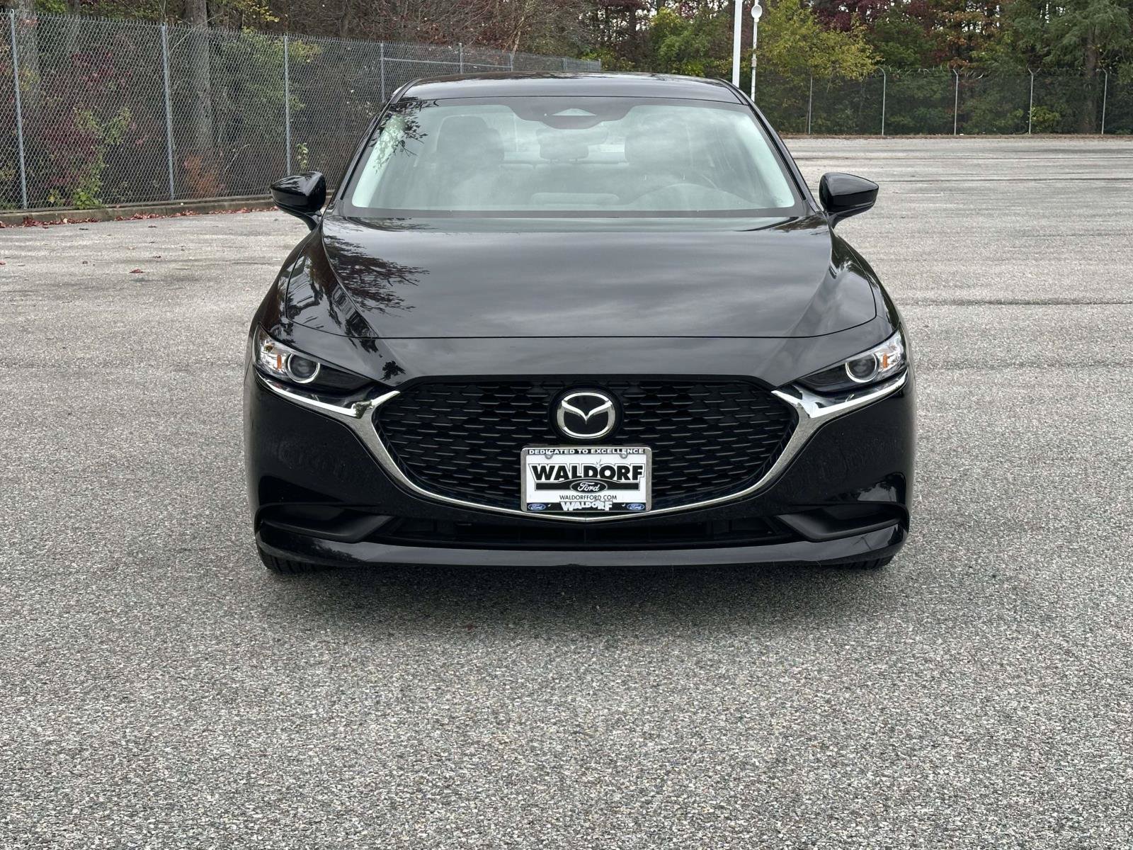 Used 2025 MAZDA MAZDA3 s FWD image 2