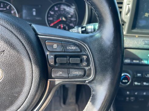 Used 2017 Kia Sportage EX w/ EX Technology Package image 31