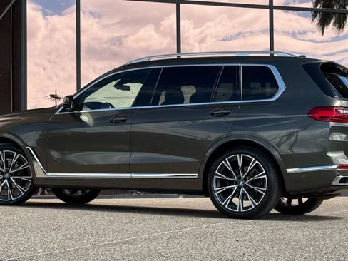 Used 2021 BMW X7 xDrive40i w/ Executive Package image 8