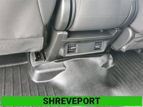 Used 2024 Chevrolet Silverado 2500 LT image 21