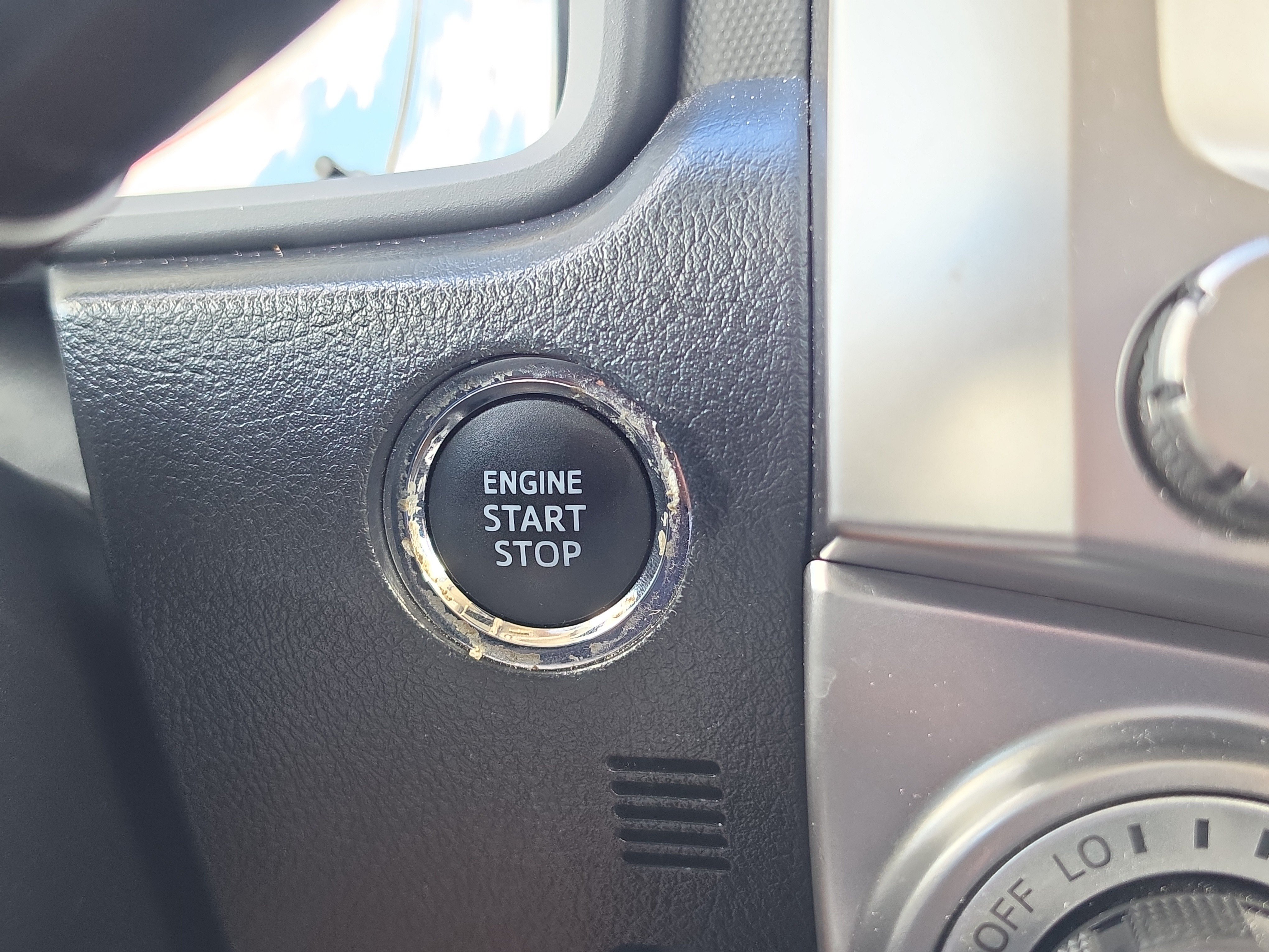Used 2023 Toyota 4Runner SR5 Premium w/ Moonroof Package RWD image 28