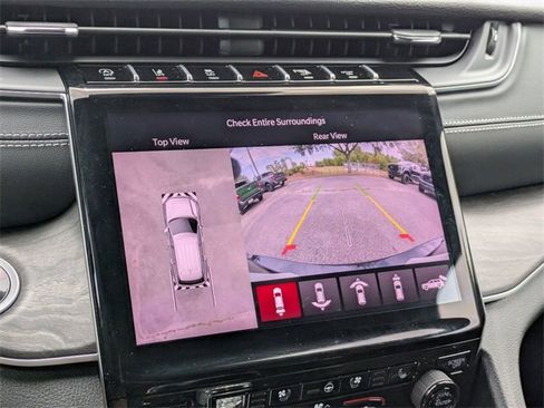 New 2025 Jeep Grand Cherokee L Limited w/ Luxury Tech Group II image 22