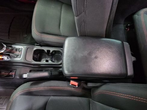 Used 2021 Jeep Wrangler Rubicon AWD/4WD image 27