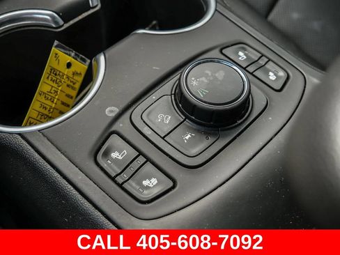 Used 2021 GMC Terrain SLT w/ Infotainment Package II FWD image 51