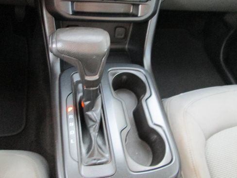 Used 2017 GMC Canyon 2WD Crew Cab w/ Convenience Package image 26