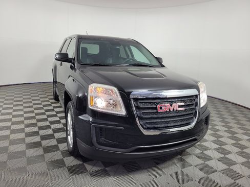 Used 2017 GMC Terrain SLE FWD image 13