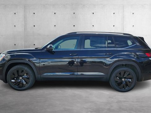New 2025 Volkswagen Atlas SE image 21