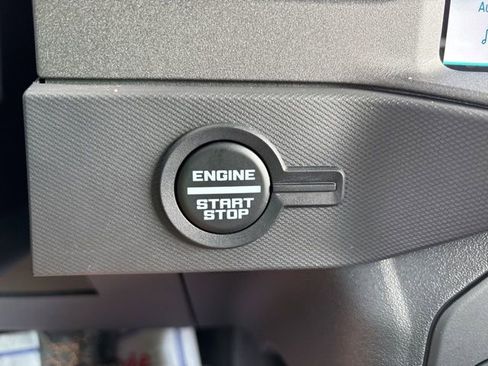 Used 2024 Ford Bronco Badlands image 26