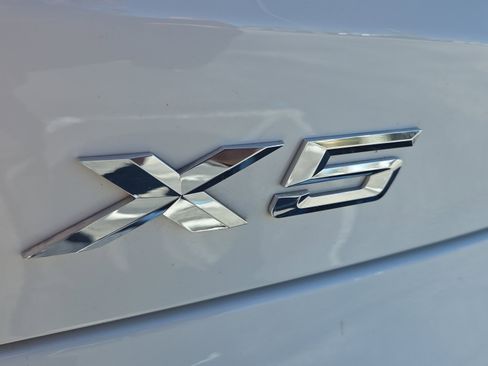 Used 2022 BMW X5 xDrive45e image 19