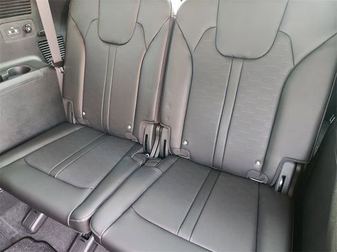 New 2025 Kia Sorento S image 20