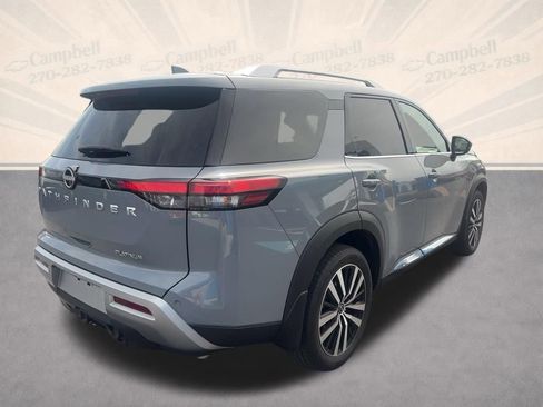 Used 2025 Nissan Pathfinder Platinum image 39