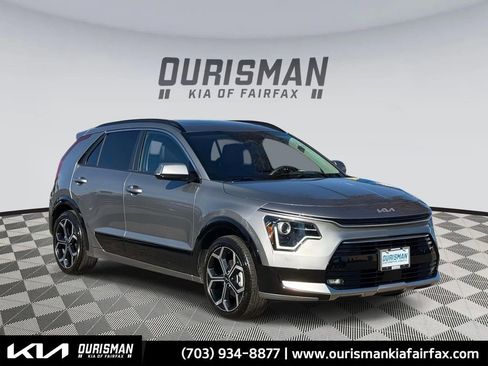 Used 2023 Kia Niro EX Touring image 29