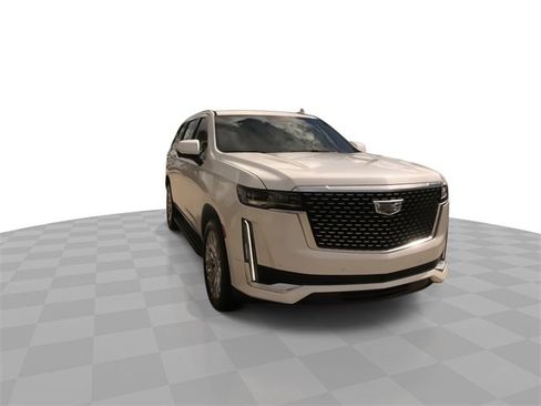 Certified 2022 Cadillac Escalade Premium Luxury image 3