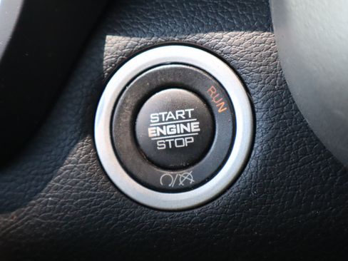 Used 2022 RAM 3500 Laramie AWD/4WD image 34