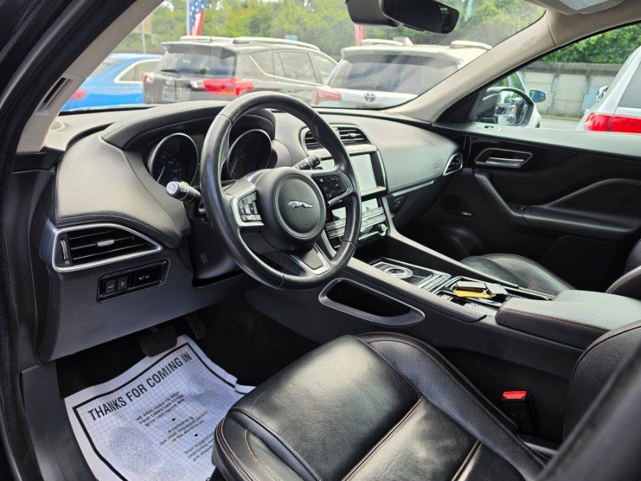 Used 2020 Jaguar F-PACE Prestige AWD/4WD image 17