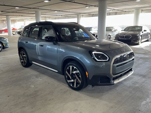 New 2026 MINI Cooper Countryman SE image 1