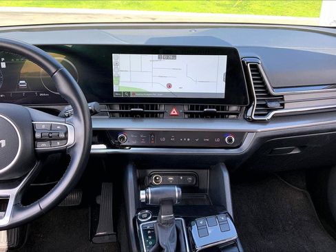 Used 2023 Kia Sportage SX FWD image 6