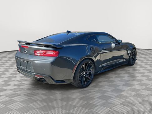 Used 2018 Chevrolet Camaro ZL1 image 5