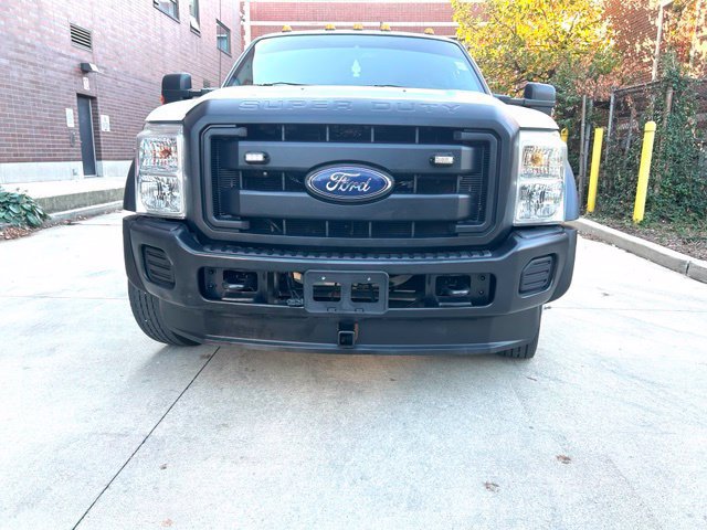Used 2016 Ford F550 2WD Crew Cab Super Duty image 5