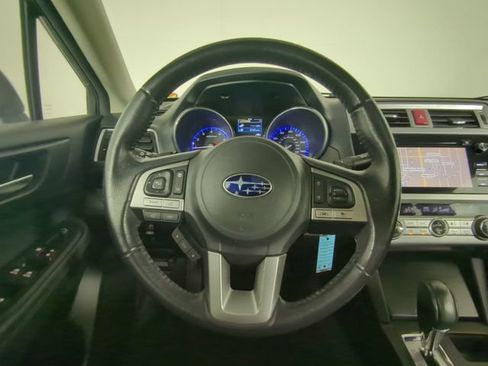 Used 2017 Subaru Legacy 2.5i Premium AWD/4WD image 25
