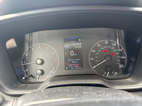 Used 2024 Toyota Corolla LE FWD image 13