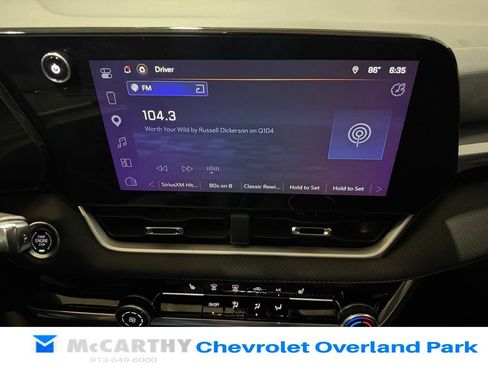 Used 2025 Chevrolet Equinox LT FWD image 19