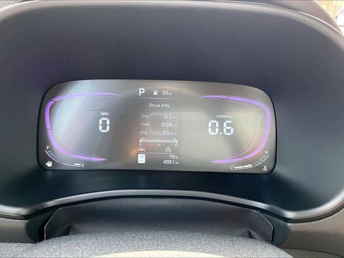 Certified 2025 Kia Soul EX image 24