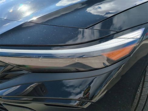 New 2026 Hyundai Elantra SEL Sport image 10