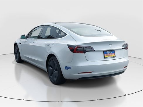 Used 2020 Tesla Model 3 Standard Range Plus image 7