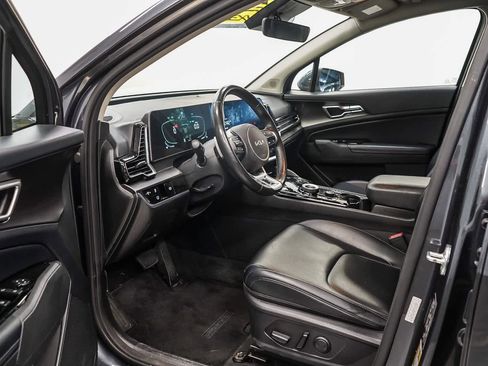 Used 2023 Kia Sportage EX image 17