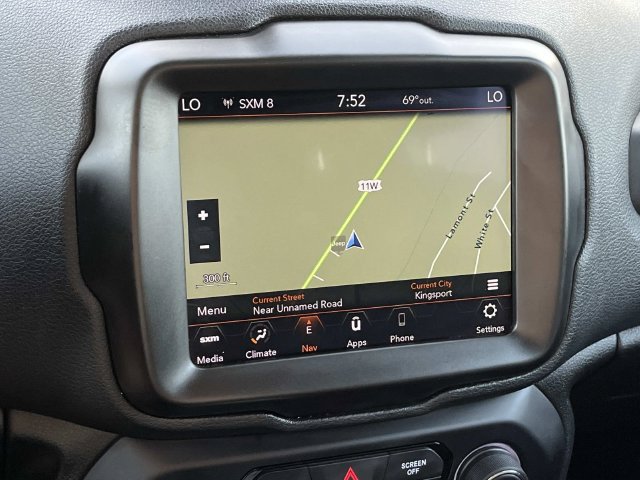 Used 2023 Jeep Renegade Latitude AWD/4WD image 33