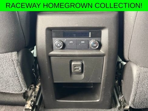Used 2018 Chevrolet Traverse LT AWD/4WD image 31