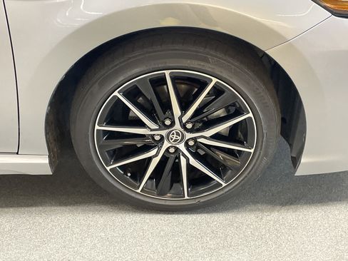 Used 2023 Toyota Camry SE FWD image 6