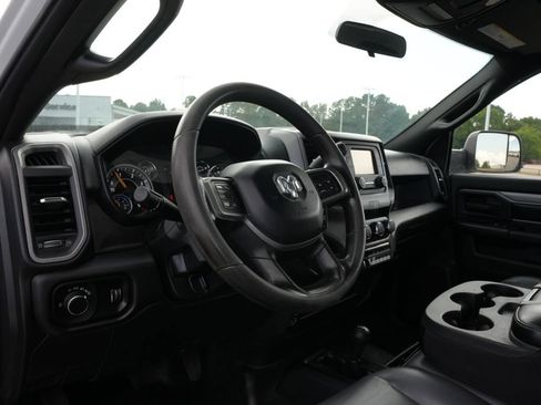 Used 2022 RAM 5500 Tradesman AWD/4WD image 16