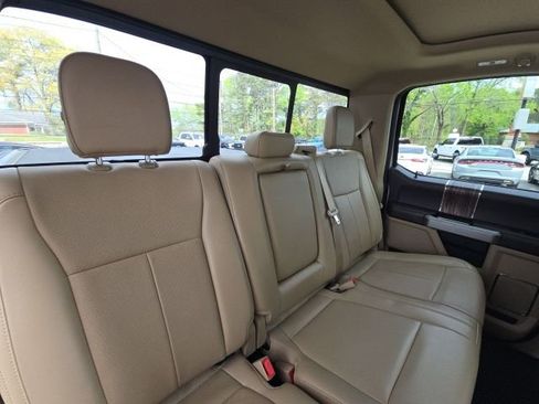 Used 2018 Ford F150 Lariat image 15