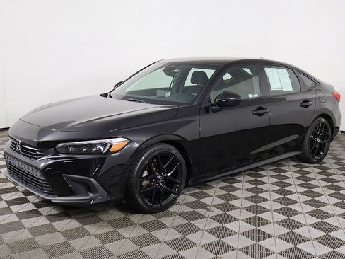 Used 2024 Honda Civic Sport image 5
