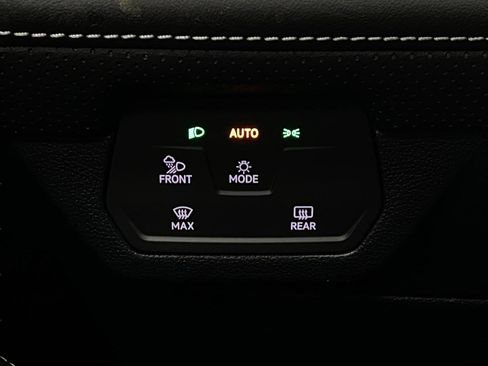 New 2026 Volkswagen Atlas SE image 15