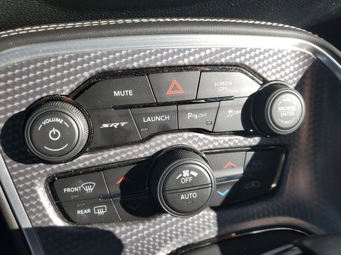 Used 2019 Dodge Challenger SRT Hellcat w/ Laguna Leather Package image 26